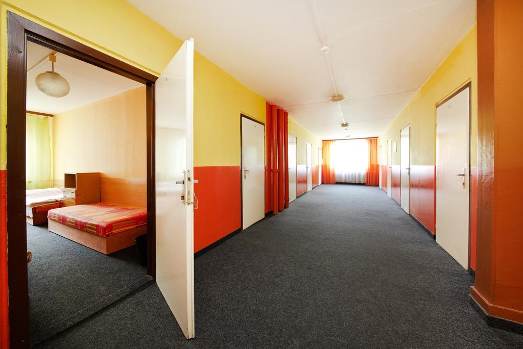 Hostel Libeň Prag Exterior foto